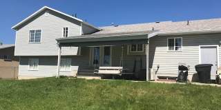 Beautiful home in Clinton with sport pad and playground Beautiful home in Clinton with sport pad and playground Gallery 5