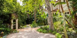 1745 N Vista St Gallery 2