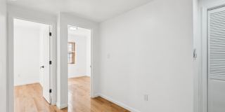 1223 SPRUCE Street Gallery 15