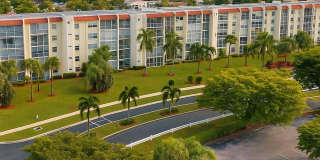 3590 Via Poinciana Gallery 3