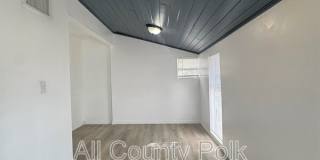 724 Euclid Ave. Gallery 33