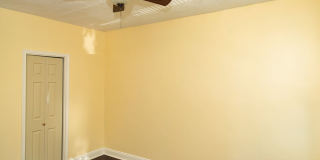 Renovated and Spacious 4Bedroom Townhouse in West Baltimore! Gallery 7