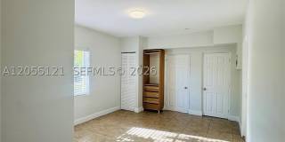 2816 Pine Tree Dr 2816 Pine Tree Dr Gallery 1