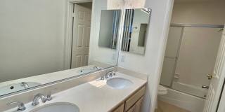 3bd/3ba Town Home In A Quiet Gated Housing Community! A Must See! Gallery 17