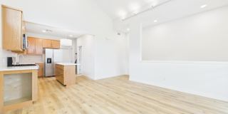 1120 S Washington Street Gallery 18