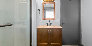 808 E FORT Avenue Gallery 25