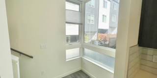 4 Star Green Built 2-Bedroom, 2-Bath + Den Townhome Gallery 7