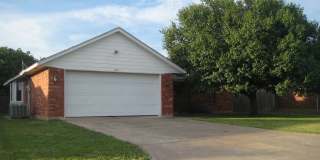805 NW Huddleston Gallery 1