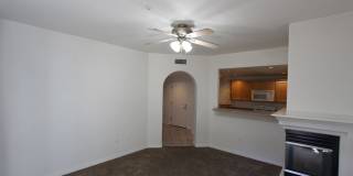 $500 off 1st months Rent!_3-Bedroom Summit Park Condo with Fireplace, Balcony & Covered Parking Gallery 9