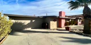 3 Bedroom 2 Bathroom - Fully Furnished - Mid Century Modern Gallery 25