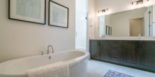 Individual / Corporate Rental / Fully Furnished Gallery 85