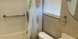 2807 Buckingham Rd unit: 1/2 Gallery 8