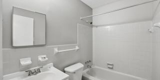 Creekside Meadows Apartment Gallery 14