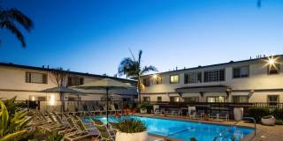 Ava Newport Gallery 16