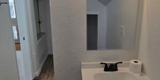 Recently updated 4 bedroom 4 bathroom house in the UNM  North Campus area! Gallery 19