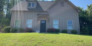 Spacious 3 Bedroom Home with Primary Suite on Main Level Gallery 1