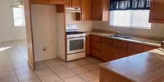 3 Bedroom 2 Bedroom READY NOW! Gallery 4