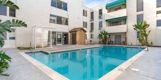Tarzana Five Apartments Gallery 2