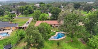 4 Bedroom with a Pool in Helotes! Gallery 62
