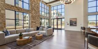 Aura Bella Gallery 1