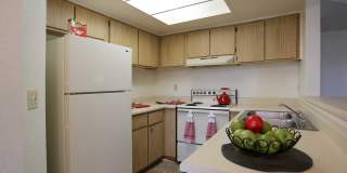 Brook Creek Apartments Gallery 7