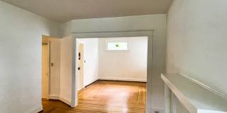 2800 Observatory Ave Gallery 6