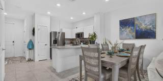 160 Bandol Street Gallery 20