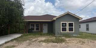 1107 W Martin Gallery 1