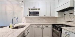 2111 WISCONSIN Avenue NW Gallery 10
