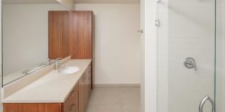 2121 Belmont Gallery 32