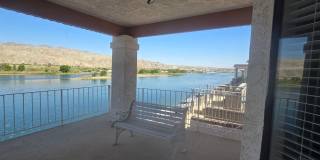 Waterfront 3BR Vacation rental with Utilities-Fully Furnished Gallery 1