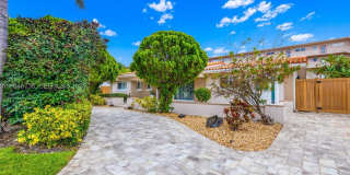 1960 Coral Reef Dr Gallery 54