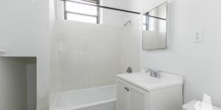 819 West Waveland Gallery 3