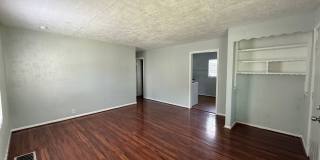 Spacious 3 Bedroom, 1 Bath Home with Basement & Large Backyard Gallery 11
