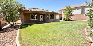 4 bed, 2 bath home in the quiet and desirable Castle Rock subdivision.  **PET FRIENDLY** Gallery 34