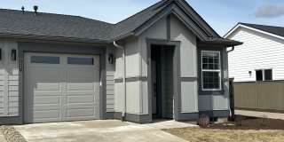 2 Bedroom / 2 Bathroom With Office - Duplex in the Luderman Crossing Community Gallery 1