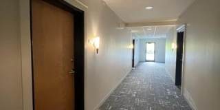 350 E Short Street unit: 211 Gallery 3