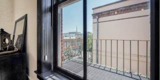 2 BED | 2 BATH | DOWNTOWN CONDO | GARAGE PARKING INCLUDED Gallery 21