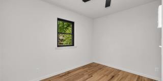 1414 S West Avenue Gallery 29