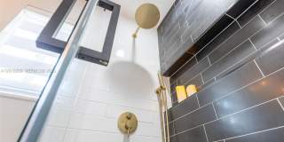 16894 Crestview Ln Gallery 45