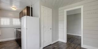 6/3 *West Campus* Walk to UT 6/3 *West Campus* Walk to UT Gallery 25