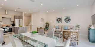 682 NE 43rd Street Gallery 4