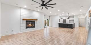917 NE Arleta Gardens Gallery 5