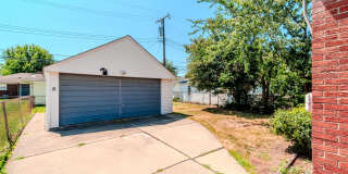 Updated 3 BR/1.5 BA with Finished Basement & Private Fenced Yard - Available Now! Gallery 16