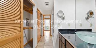 2 Bed 2.5 Bath Right off Cherry Street!! Gallery 13