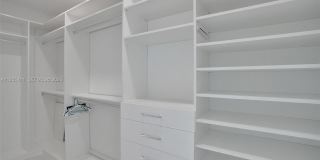 516 SE 1st Cir Gallery 27