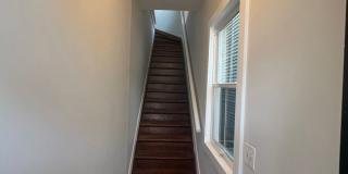 Charming Historic Duplex In the Heart if Savannah's Historic District Gallery 4