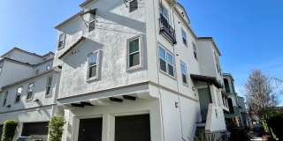 Beautiful Upscale and Modern 2 Bedroom 2 Bath Townhouse Style Condo in San Jose Gallery 1