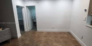 1236 N Hiatus Rd Gallery 1