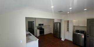 2151 N Altadena Gallery 23